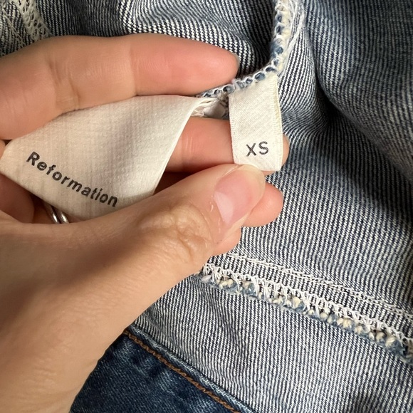 Reformation cropped Jean jacket - Picture 2 of 4